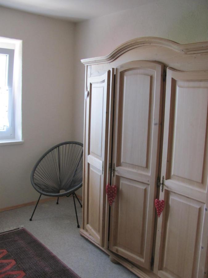 #2 Ruhiges Gemuetliches Ferienzimmer Mit 2 Einzelbetten Gemeinschaftsbad W-Lan Airport Nah Late Night Check In Haus Nr 9,5 Trunkelsberg Buitenkant foto